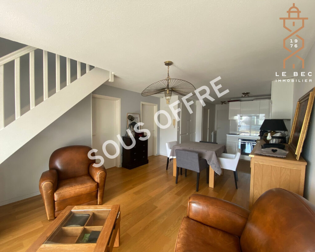 Bien: Appartement à vendre, 4 Pièces à CARNAC PLAGE