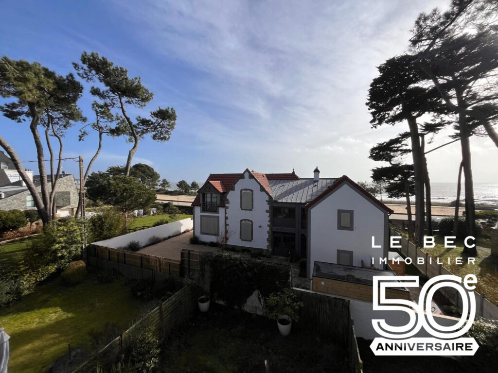 Bien: Appartement à vendre, 3 Pièces, 2ème étage, à CARNAC Plage