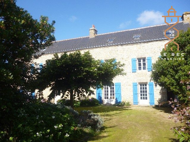 Bien: Corps de ferme 5 chambres à Plouharnel