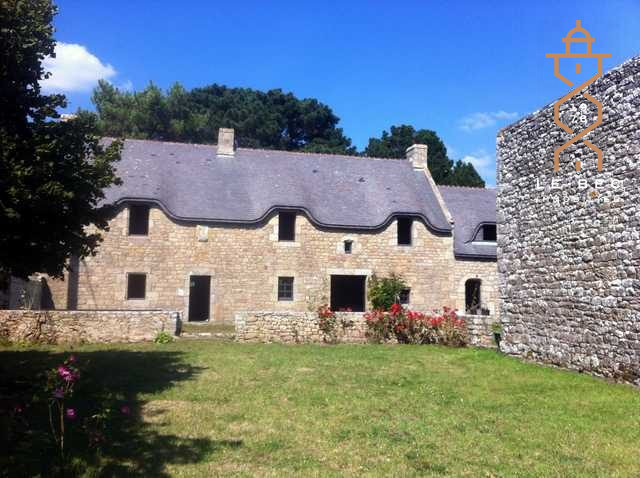 Bien: Corps de ferme de 188 m2 à Plouharnel