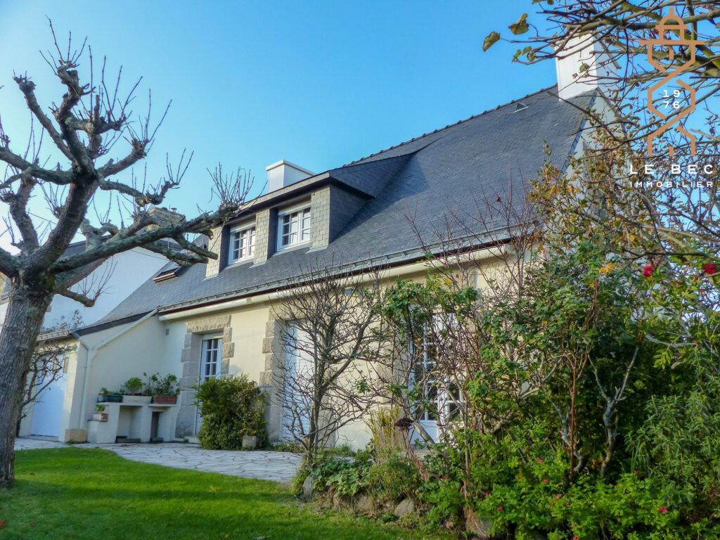 Bien: Maison 6 pièces à Carnac