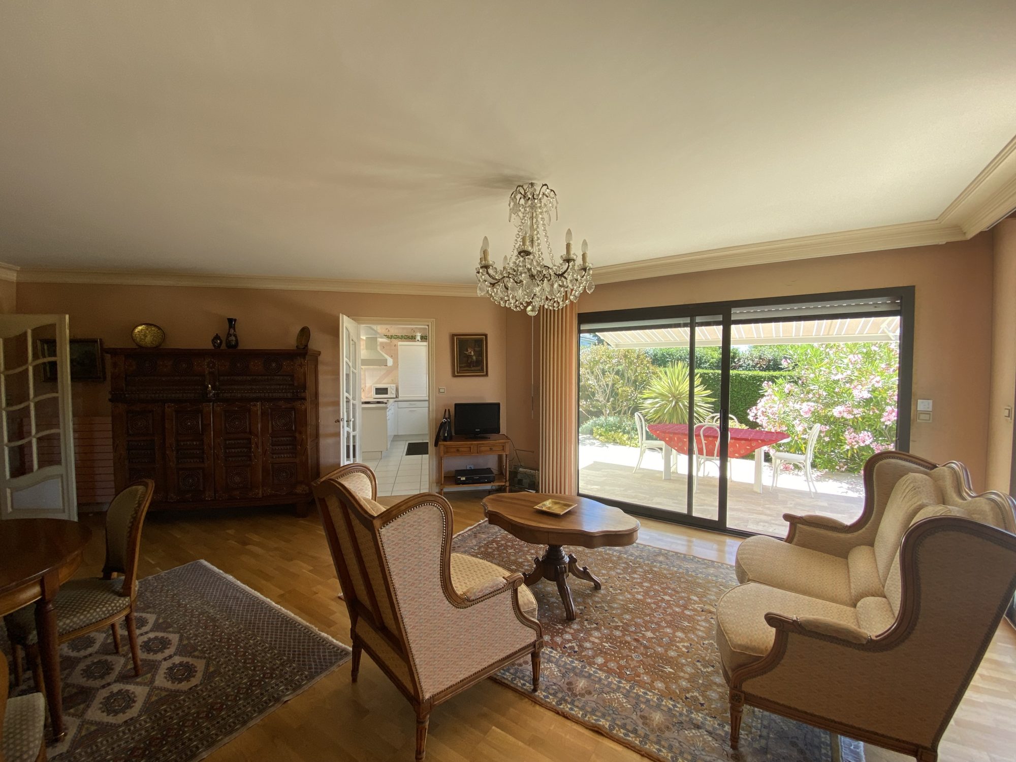 Bien: Maison d'architecte, 8 pièces, 4 chambres à vendre à Carnac Bourg