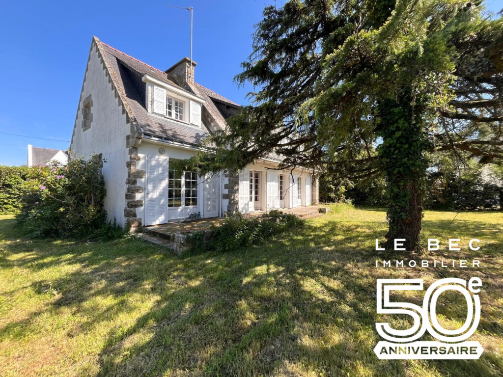 Bien: Maison à vendre entre Bourg et Plages à Carnac