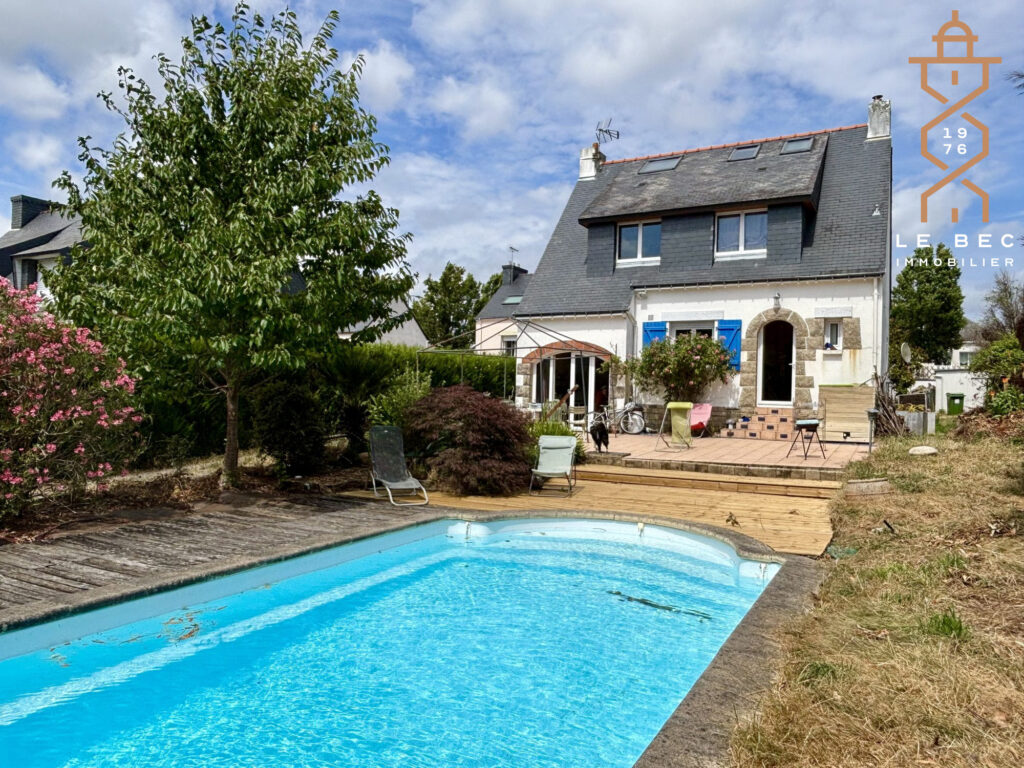 Bien: Maison familiale à vendre avec piscine à BRECH