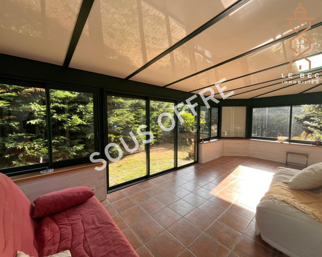 Bien: Maison à vendre 129m²,  à Plougoumelen