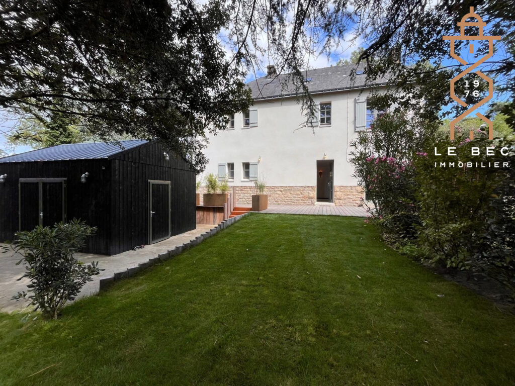 Bien: Maison à Vendre, 5 Chambres proche de la Grande Plage, CARNAC