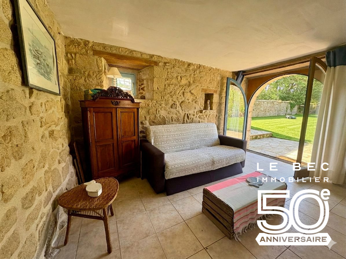 Bien: À vendre Maisonnette en pierre de 2 pièces à Carnac