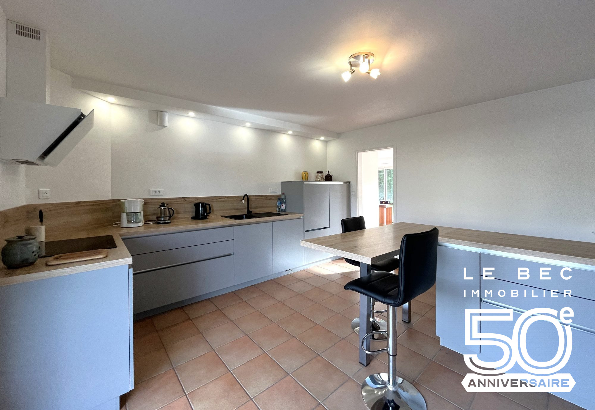 Bien: Maison familiale spacieuse sur terrain de 5800m² à Vendre - PLOUGOUMELEN
