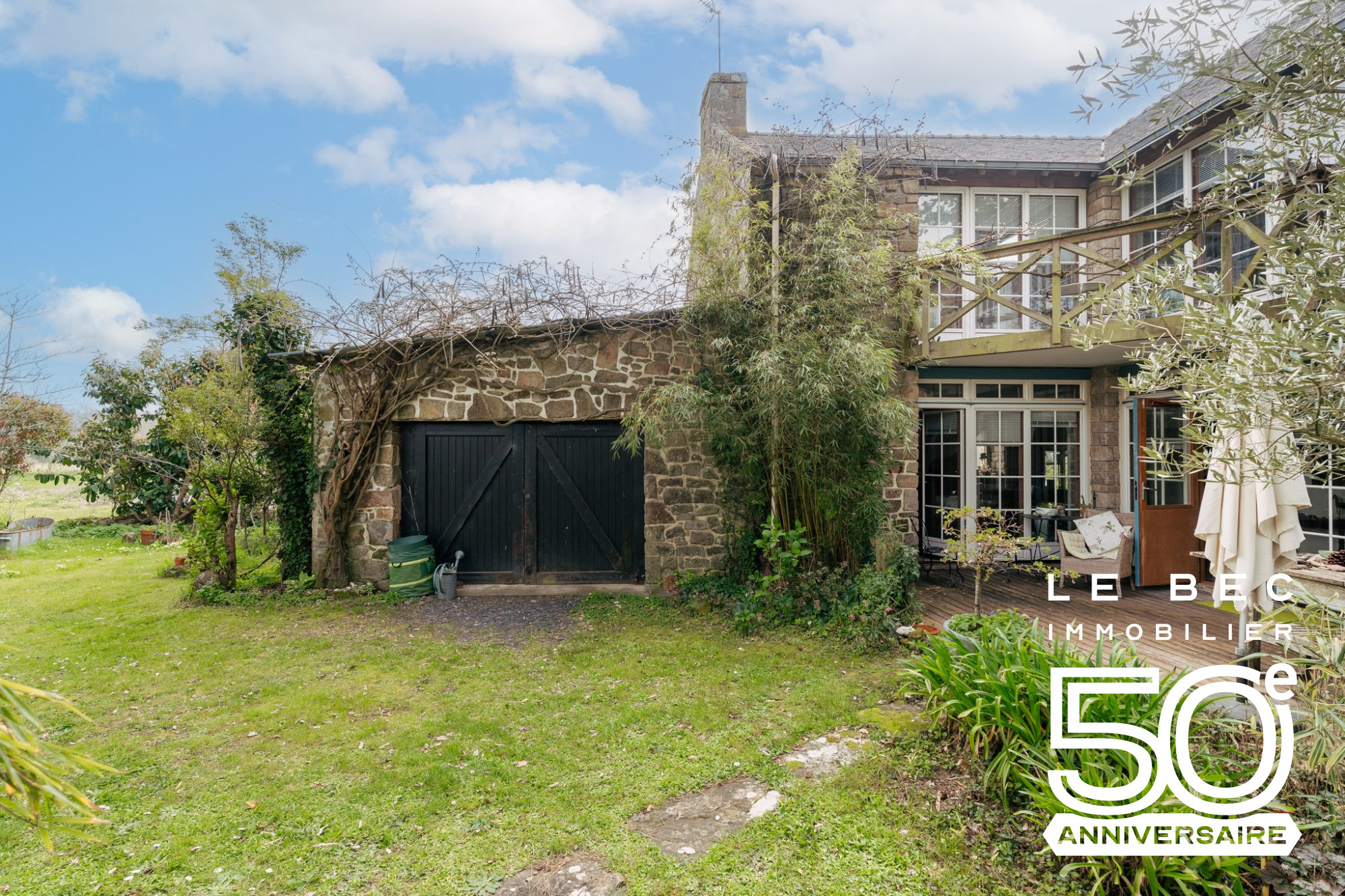 Bien: Mison de caractère, dans un hameau de charme à 8 km des plages de Carnac